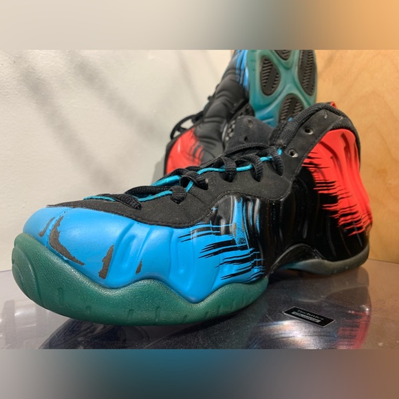 Nike Air Foamposite Pro “Spider-Man” - Picture 5 of 6